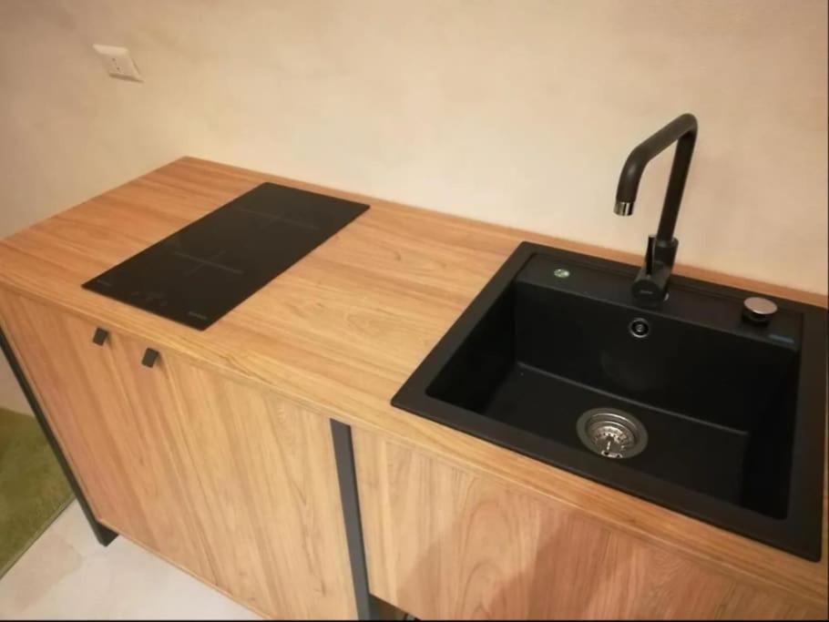 Bed and Breakfast Locus Pendinelli Trani Exterior foto